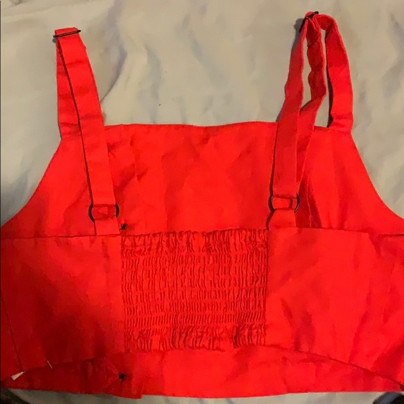 Red crop top - Picture 2 of 6